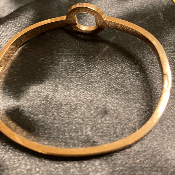 Openable bangle NEW! - Picture 2 of 5